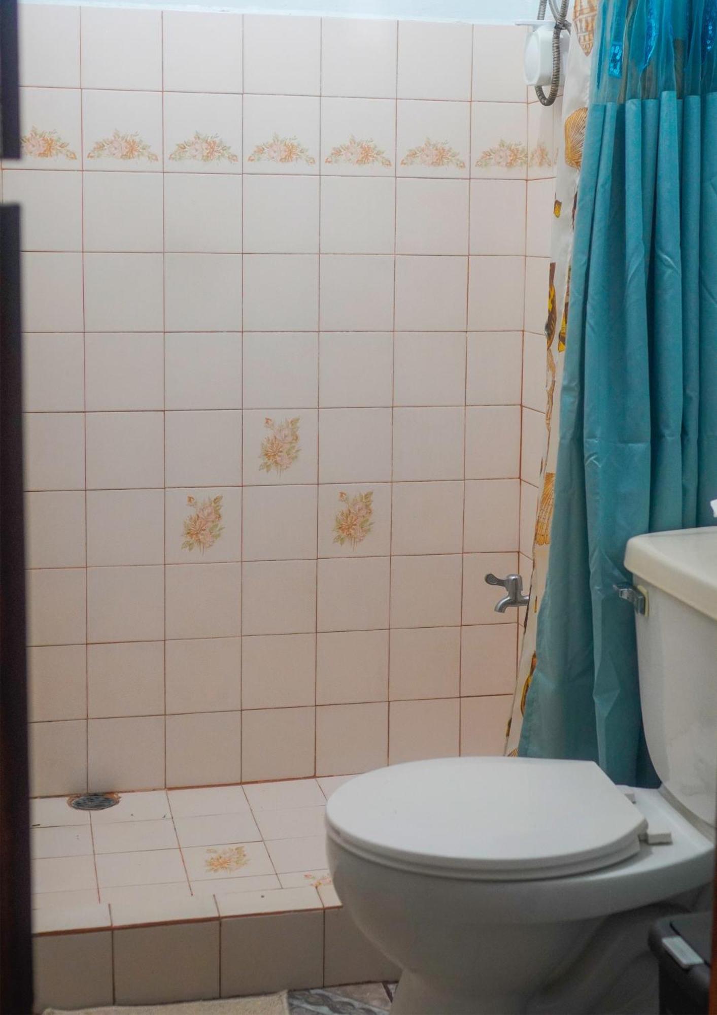 Apartamento Daly #1 Guápiles エクステリア 写真